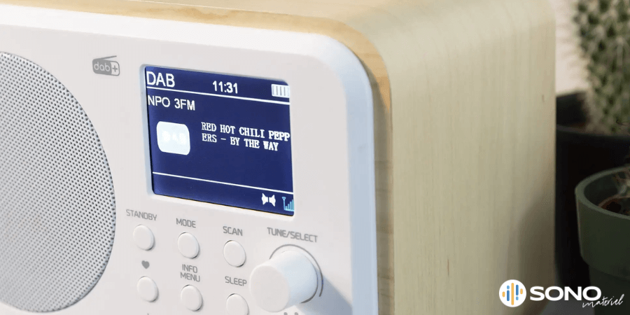 Poste radio simple pour senior : notre top 5 