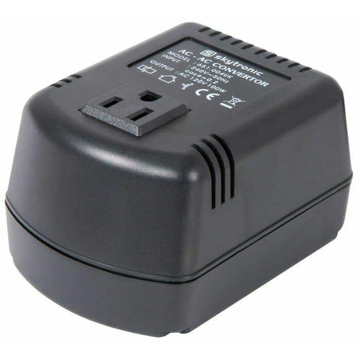 SkyTronic Convertor 220V-110V 85VA